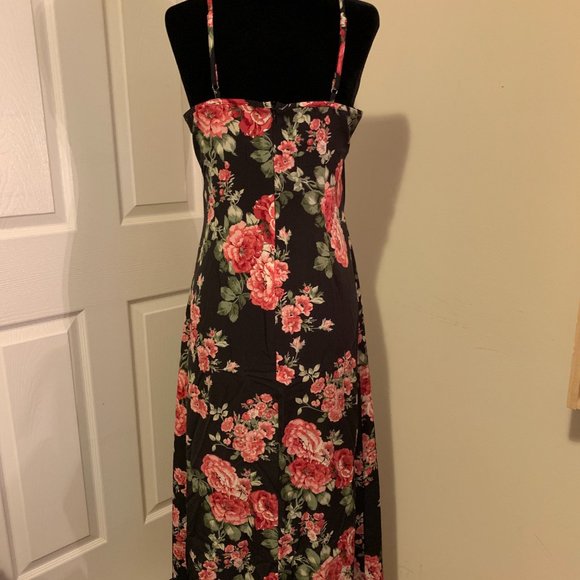 Floral Print Cut Out Twist Cami Dress - Picture 7 of 7